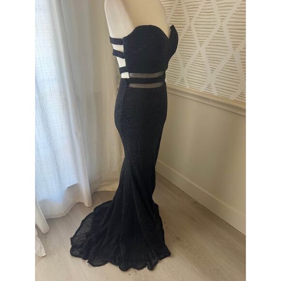 Madison James Size 2 Black Sparkly Sweetheart Flare Strappy Prom Formal Dress - Picture 9 of 9